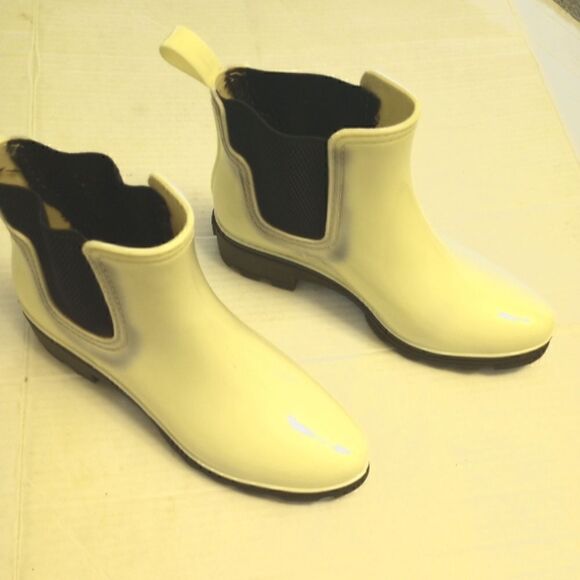 Seven7 white lug sole rainboots - Picture 1 of 9
